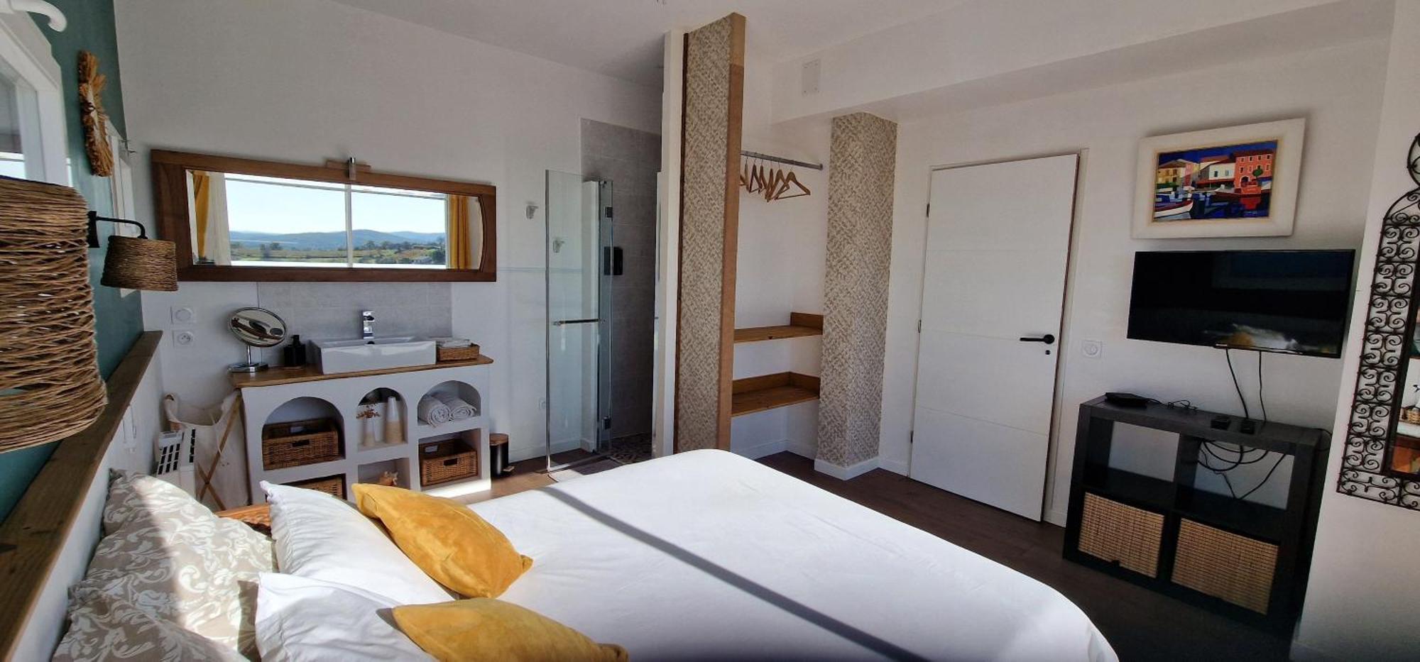 Reve D'Escapade Chambre Avec Vue Sublime Sur Les Cevennes Ardechoises Barjac  Εξωτερικό φωτογραφία